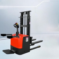 电动堆高车载重2吨升高5.5米铅酸电池24伏120安时CDD2055D站驾式托盘搬运叉车