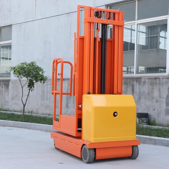 全电动取料机液压升降平台移动高空作业车辅助登高车小型升降梯载重300公斤升高2.7米 HKGN3-2.7